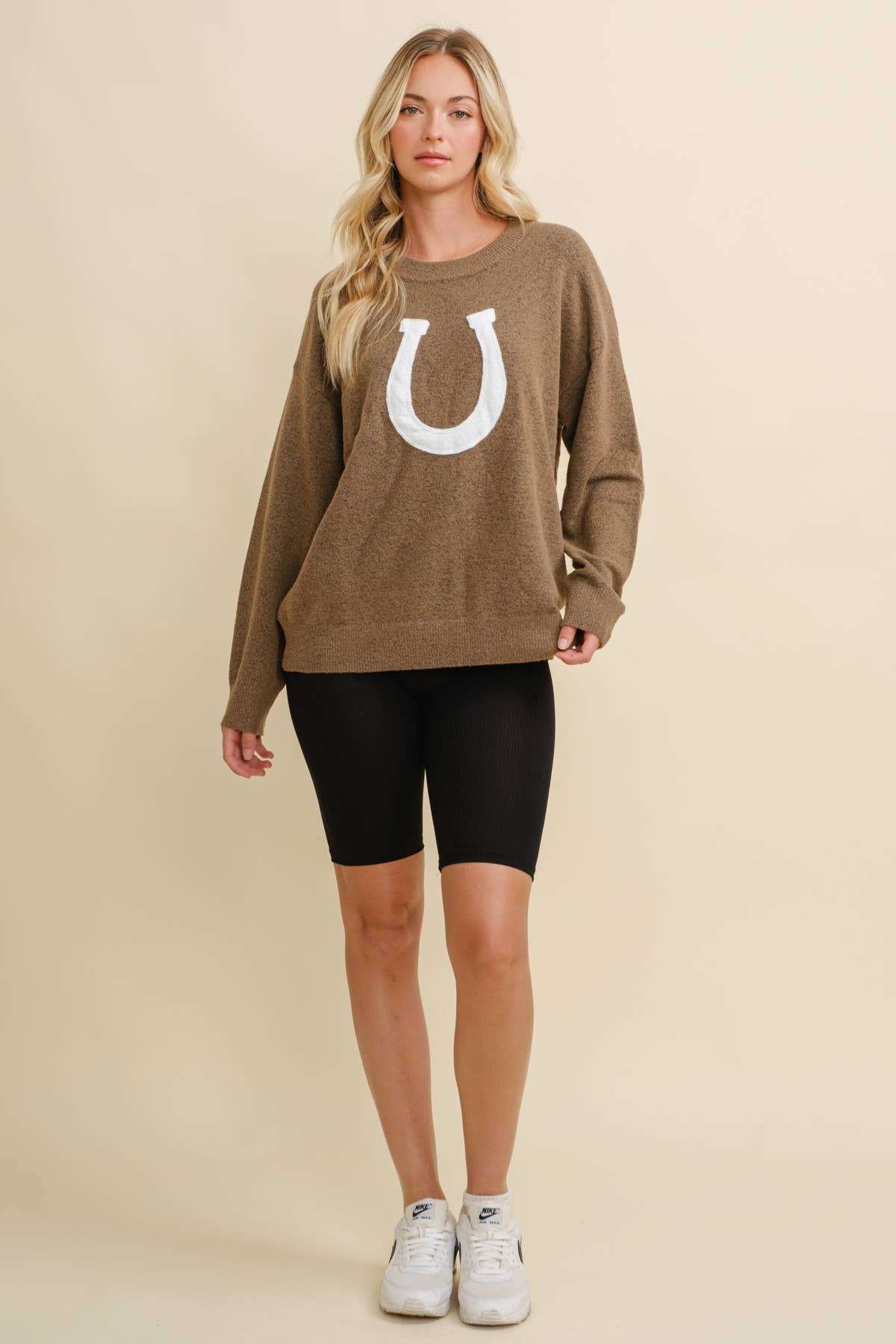 CSW13668 - HORSE SHOE PULLOVER SWEATER: Beige / S