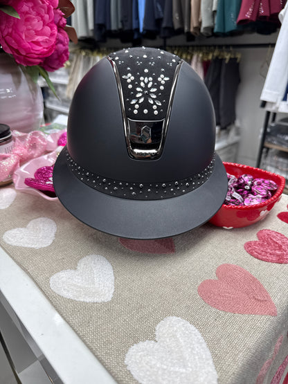 Helmet V2 Miss Matt - Flower Pearl Drop Top & Black Chrome Trim & Blazon - 5 Crystal - Samshield Custom 2.0 - MSFLP5
