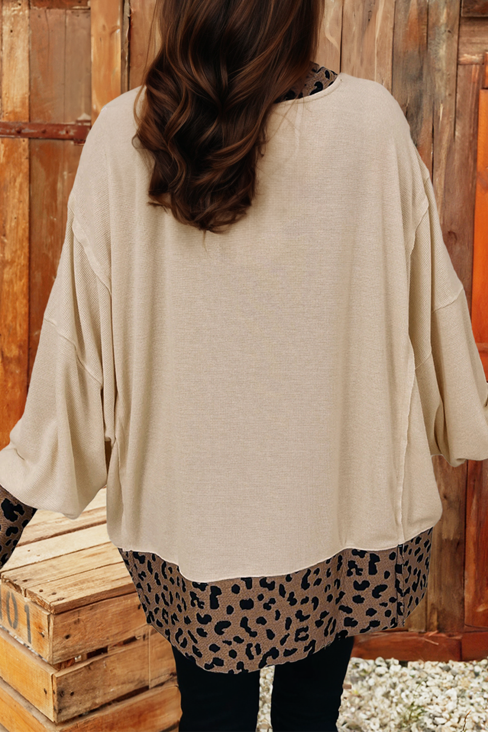Western Leopard Star Patched Raw Seam Baggy Sweatshirt: Beige / S