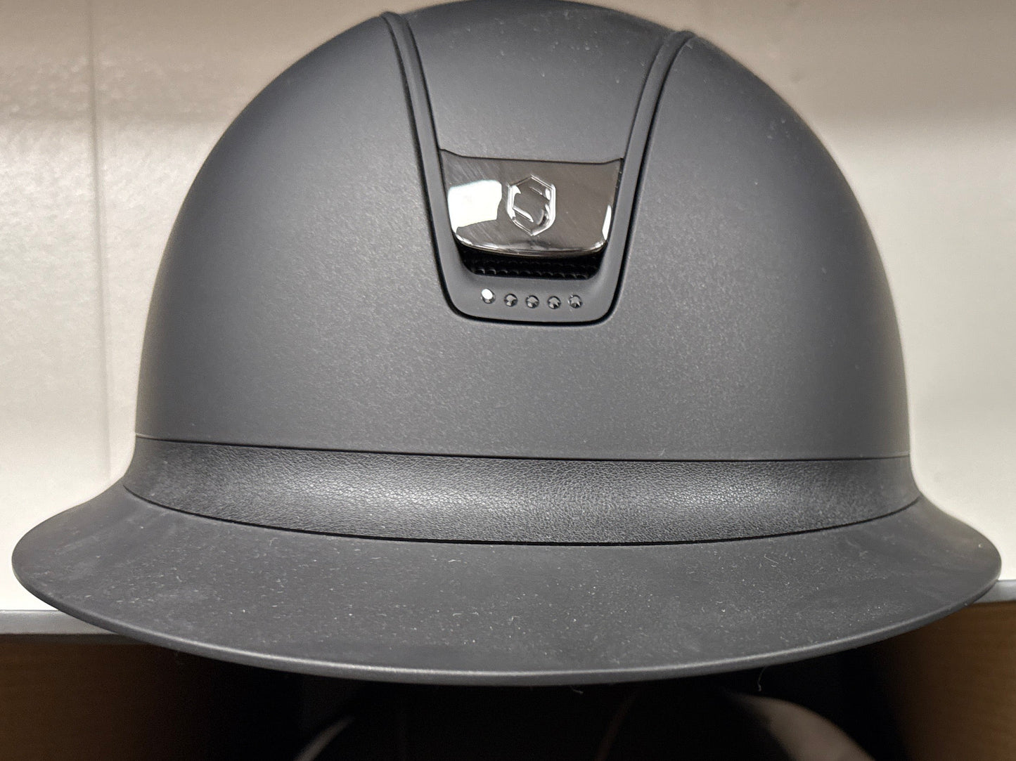 Helmet V2 Miss Matt - Matt -Matt Rails - Black Chrome Blazon - 5 Crystal Jet Swarovski - Darkline - Samshield Fast Custom #2 2.0- MSBM5