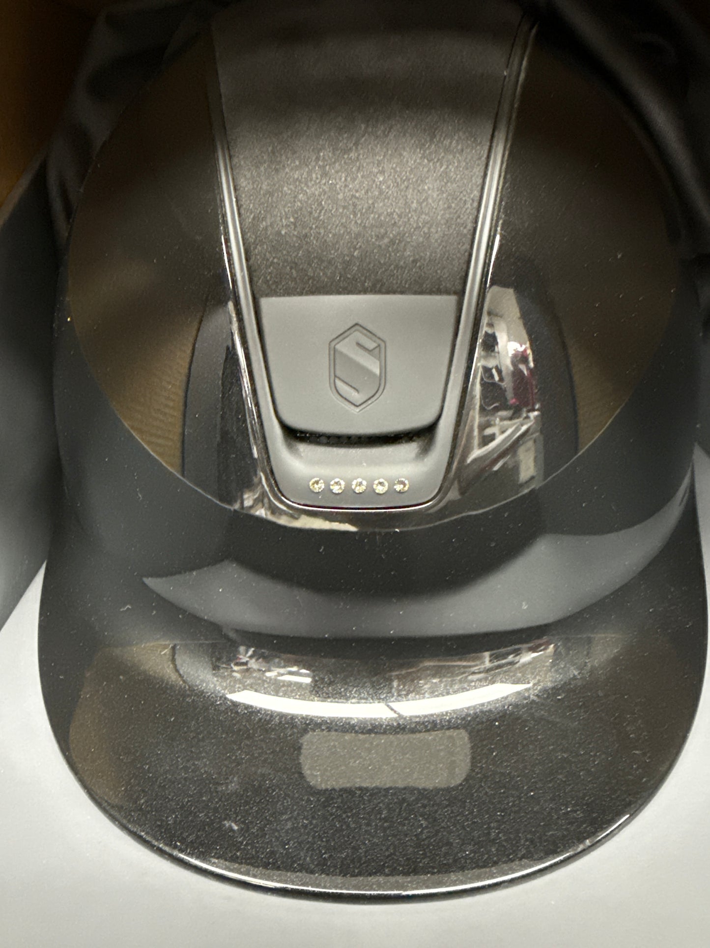 Helmet V1 Reg Gloss - Alcantara Top - Matt Blazon & Rails - 5 Clear Crystal - Samshield 1.0 - SL1