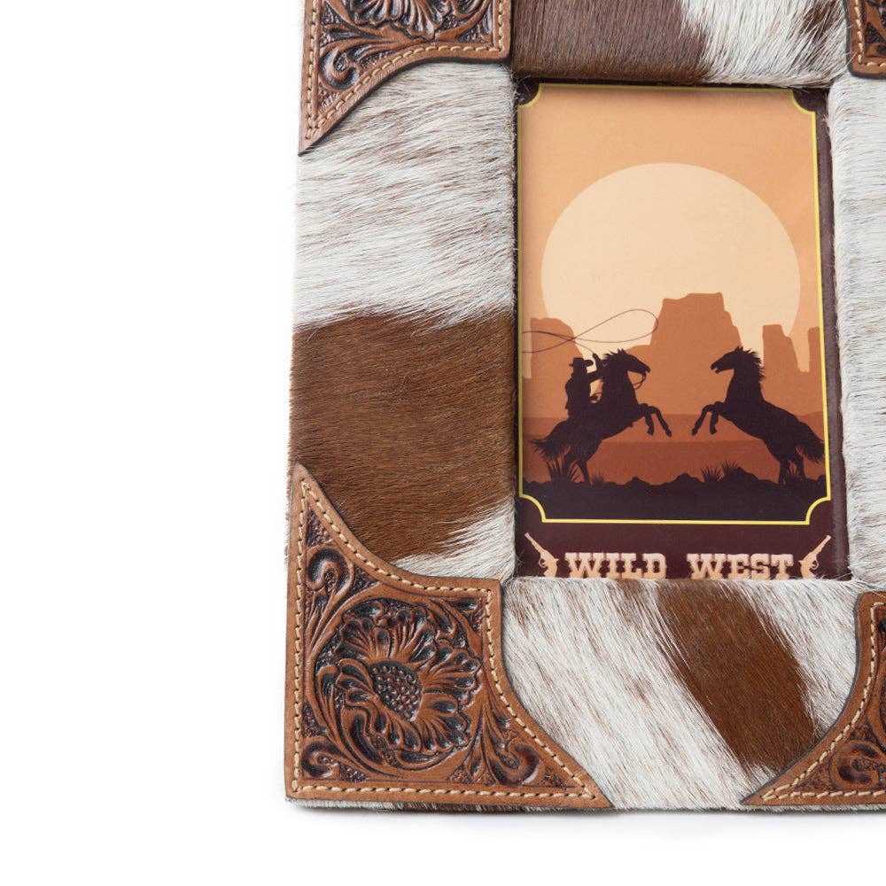 Tumbleweed Trail Photo Frame In Brown & White: Brown & White / SINGLE