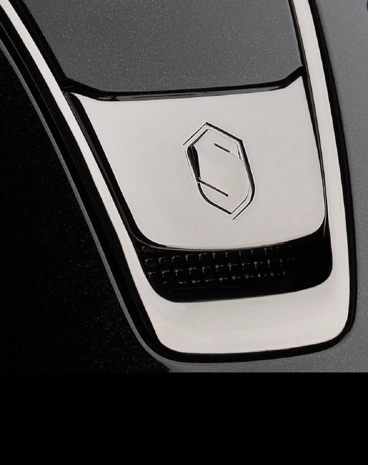 Helmet V2 Miss Matt - Matt - Black Chrome Rails & Blazon - Samshield Stock 2.0 - MSBC or MS2BC