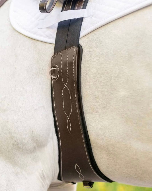 Jumper Girth® Anatomical with T-Foam Liner by Equifit