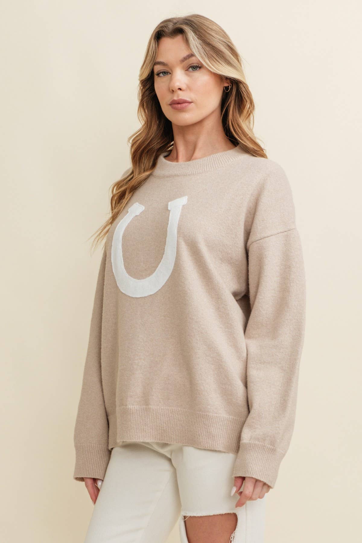 CSW13668 - HORSE SHOE PULLOVER SWEATER: Beige / S
